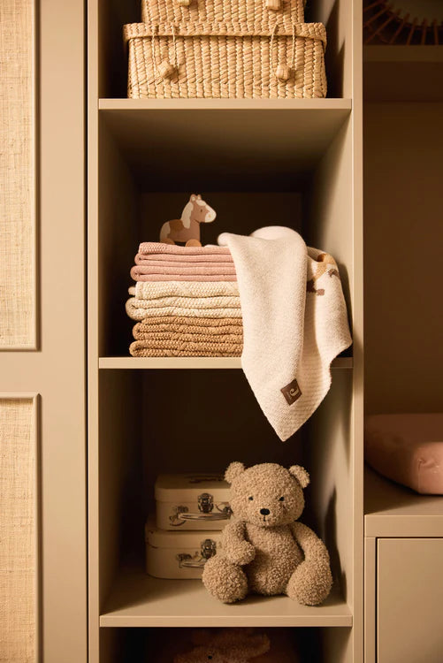 Houten Paard op wielen