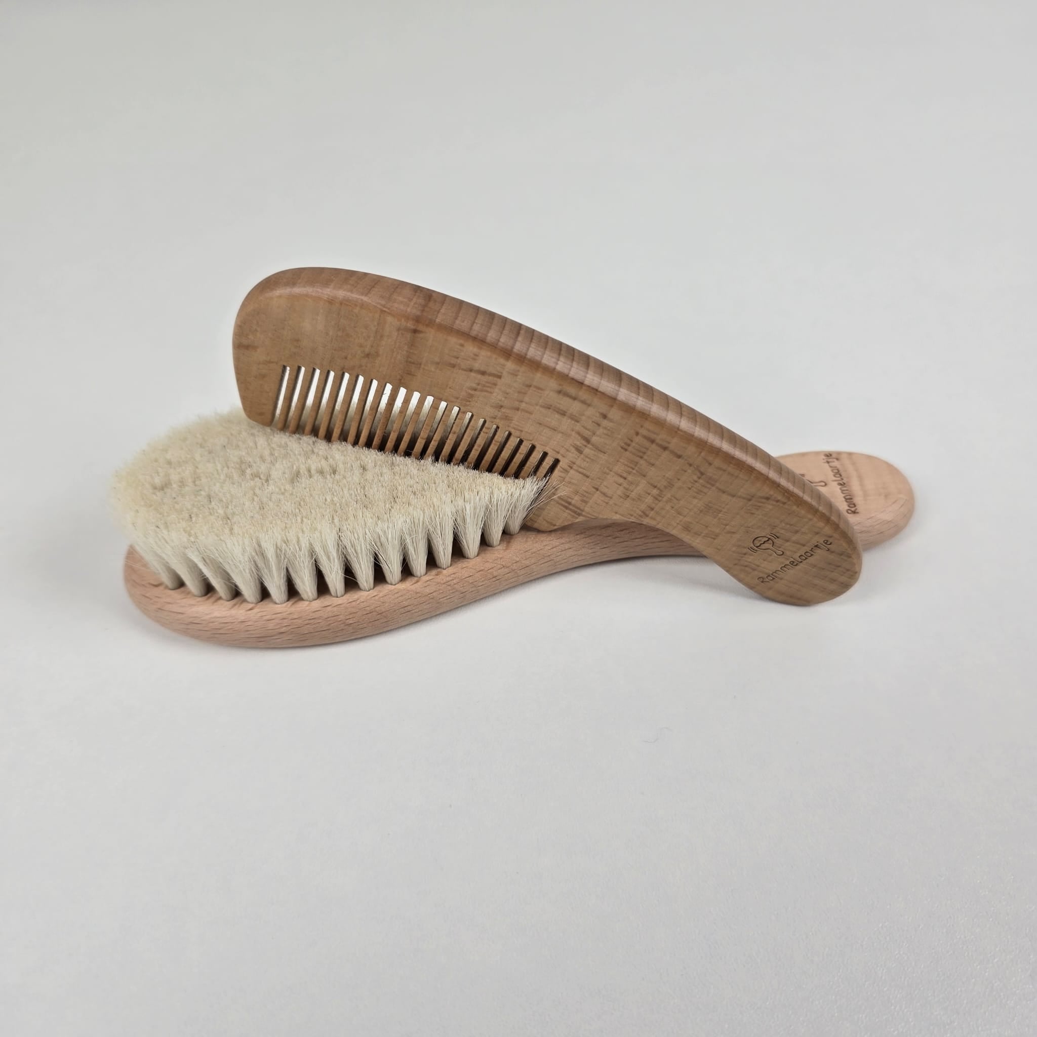 Houten baby borstel en kam set